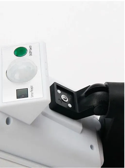 Уличный светильник с муляжом камеры применение